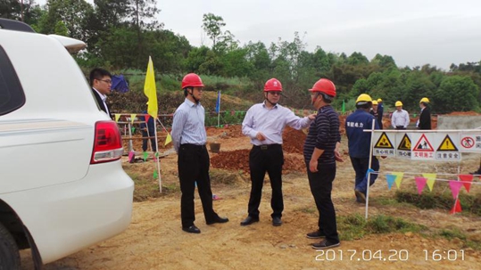 省磨练公司向导检查500千伏山桃一二三四线电力线路迁改工程（3标）施工事情