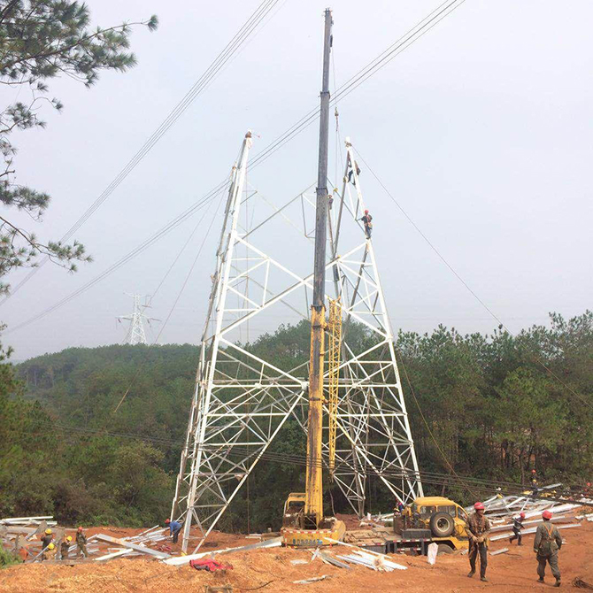 国网江西省电力磨练公司向导到500kV文赣I、II回线跨昌赣客专迁改工程检查指导事情