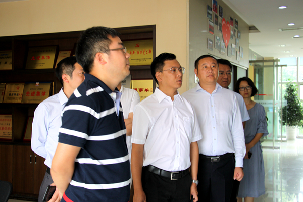 中铁四局向导莅临奇发28电力集团指导交流