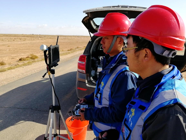 中机航飞圆满完成内蒙古电网2018年输电线路铁塔细腻化巡检作业