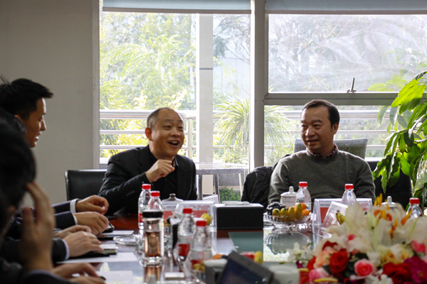 国网江西电力磨练公司副总司理胡涛一行来公司考察