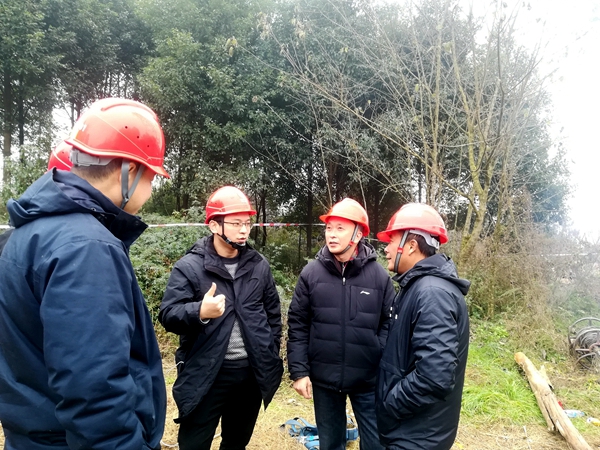 500kV山彭二线地线抢险顺遂完成