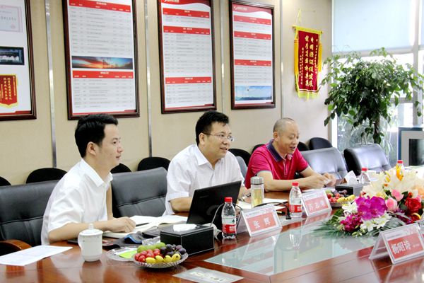 邮政储备银行高新支行向导一行来我司考察交流