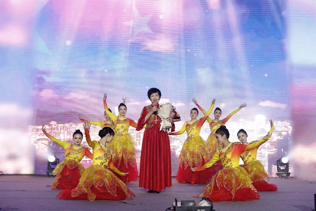 筑梦十五载 青春正其时 — 回首开国70周年暨奇发28电力集团15周年庆典