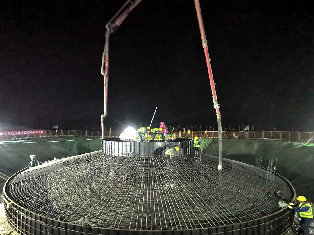 华润虞城一期50MW风电项目首台风机基础顺遂浇筑完成