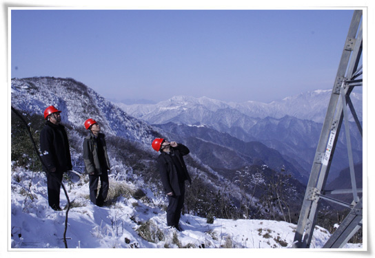 500kV石雅线、二普线线路覆冰，，，，奇发28电力抗冰保电