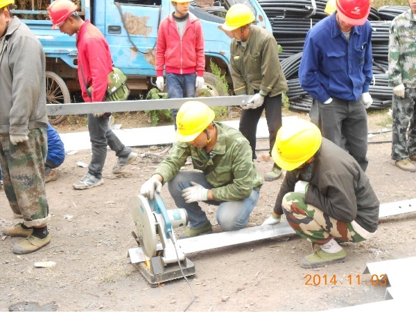 公司总司理深入第一线催促检查落实验工计划 500kV普洪一线铁塔刷新工程胜利完成