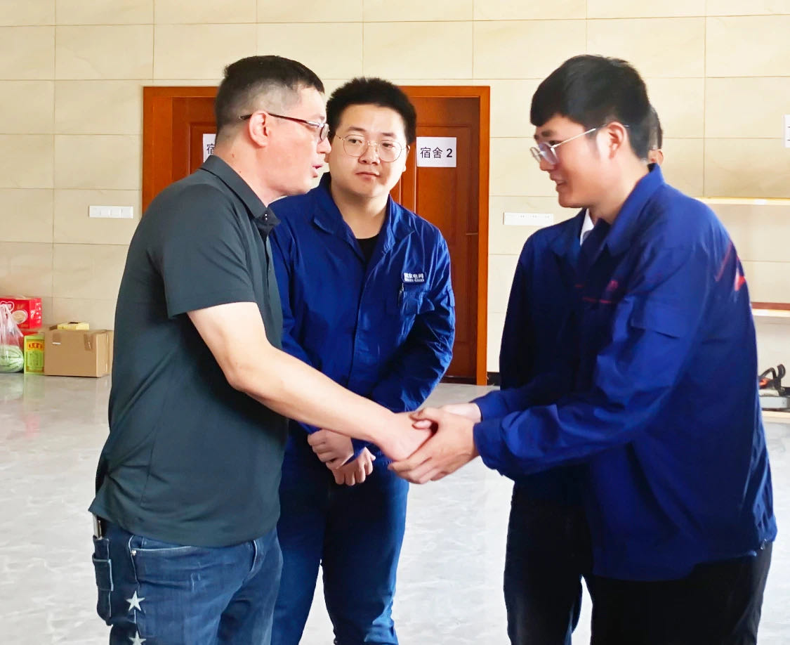 500kV洪遂线专项运维包管外协保电项目迎国网四川省电力磨练公司慰问检查