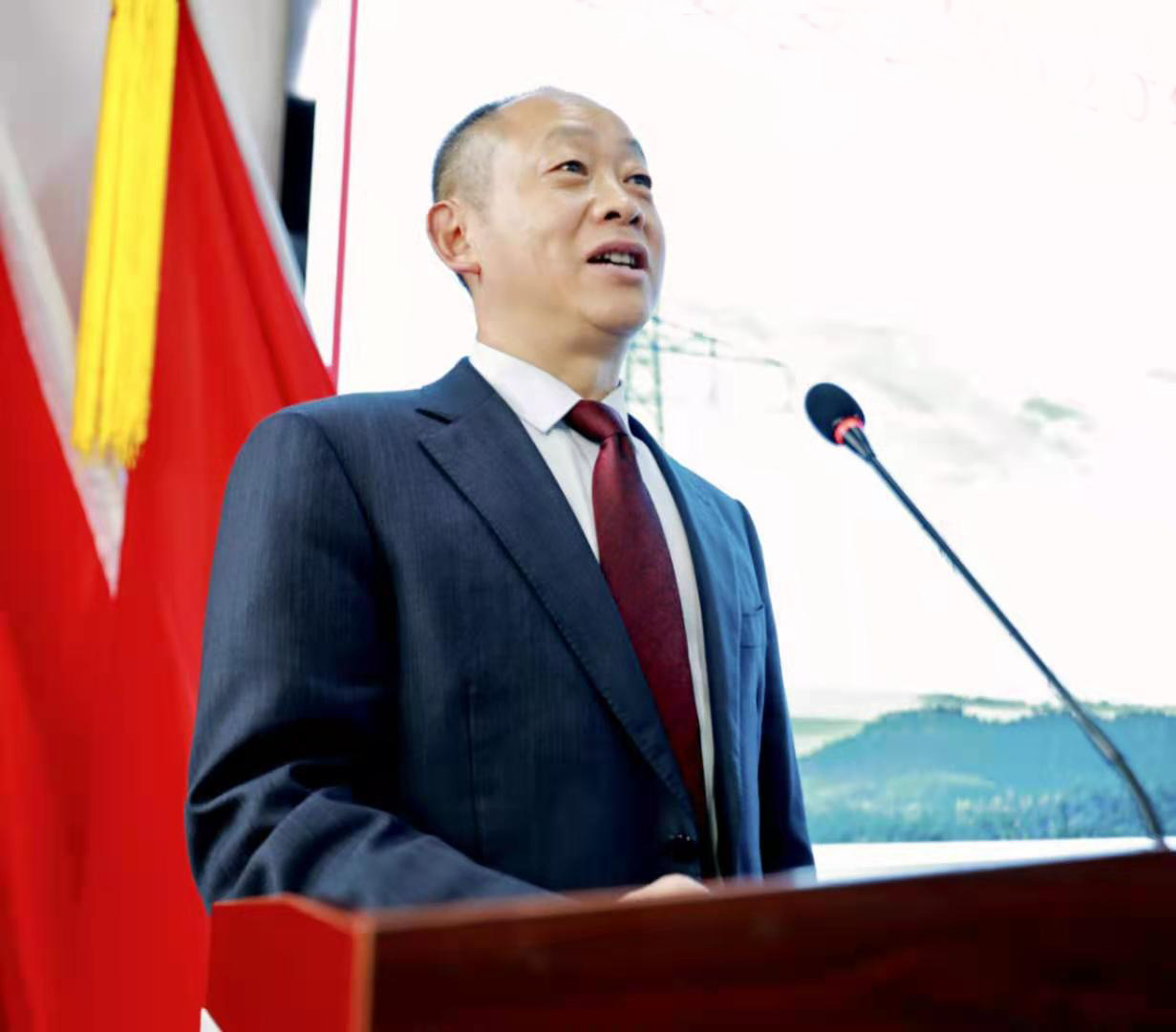 奇发28电力集团召开2021年度首次清静生产委员会聚会