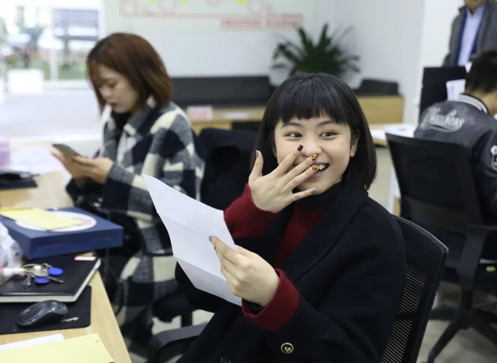 奇发28电力集团开展“情暖别样三八节”系列活动