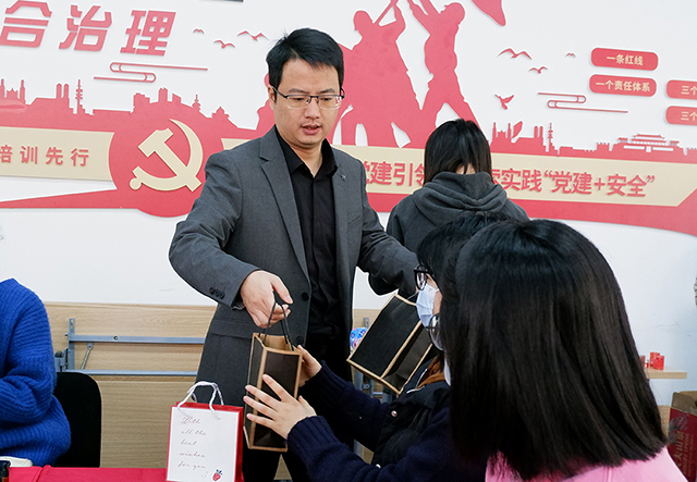 3.8女神节，，，给漂亮加点色彩