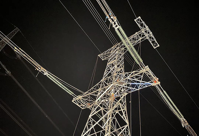 500kV谭乐一二线三跨刷新工程乐成送电