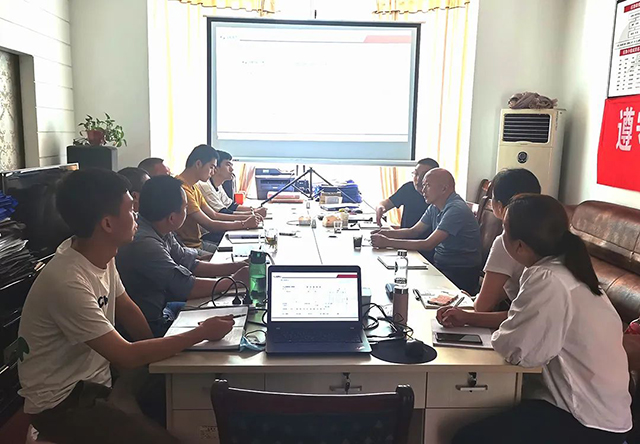 500kV洪板一二线综合刷新项目开工前交底会顺遂召开