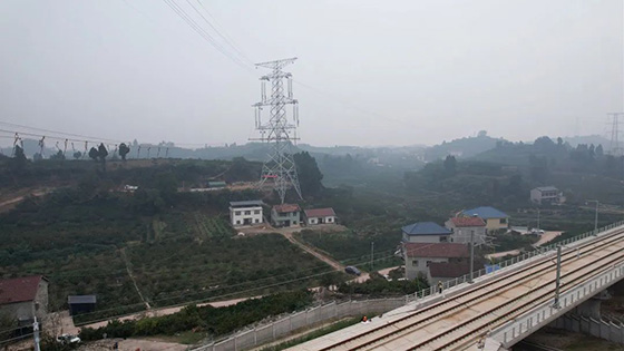 成宜高铁500kV资内一二线27#-30#迁改工程完工投运