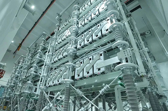 天下首套电网侧构网型SVG投入运行