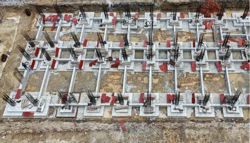 云南省政协向导到小湾500kV联络变电站视察调研