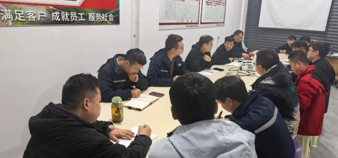 云南凤庆四大光伏发电项目集电线路工程周全完工并网